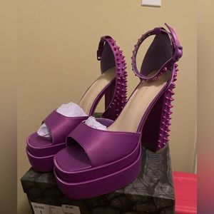 Azalea Wang purple platforms with spikes. Size 8. NWT